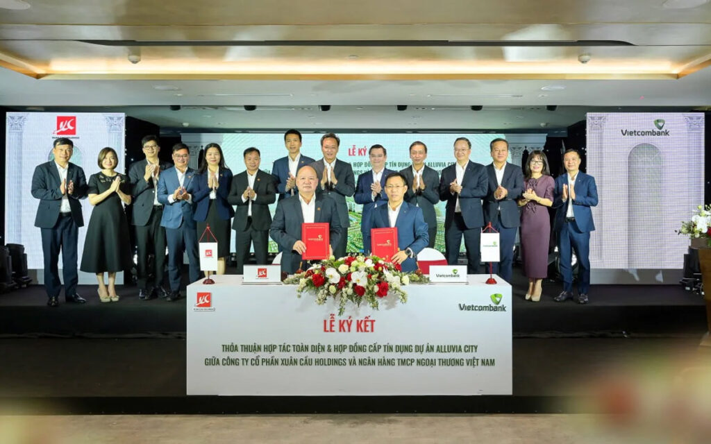 VCB-tài-trợ-alluvia-city-xuân-cầu